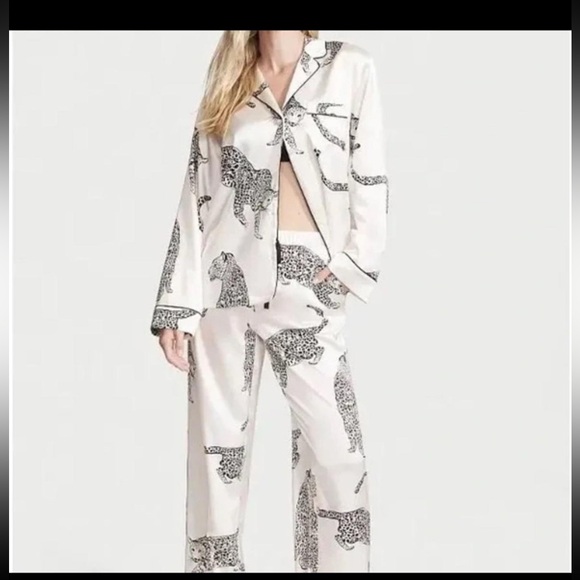 Victoria's Secret Other - Victoria’s Secret Satin Leopard PJ/Lounge Set